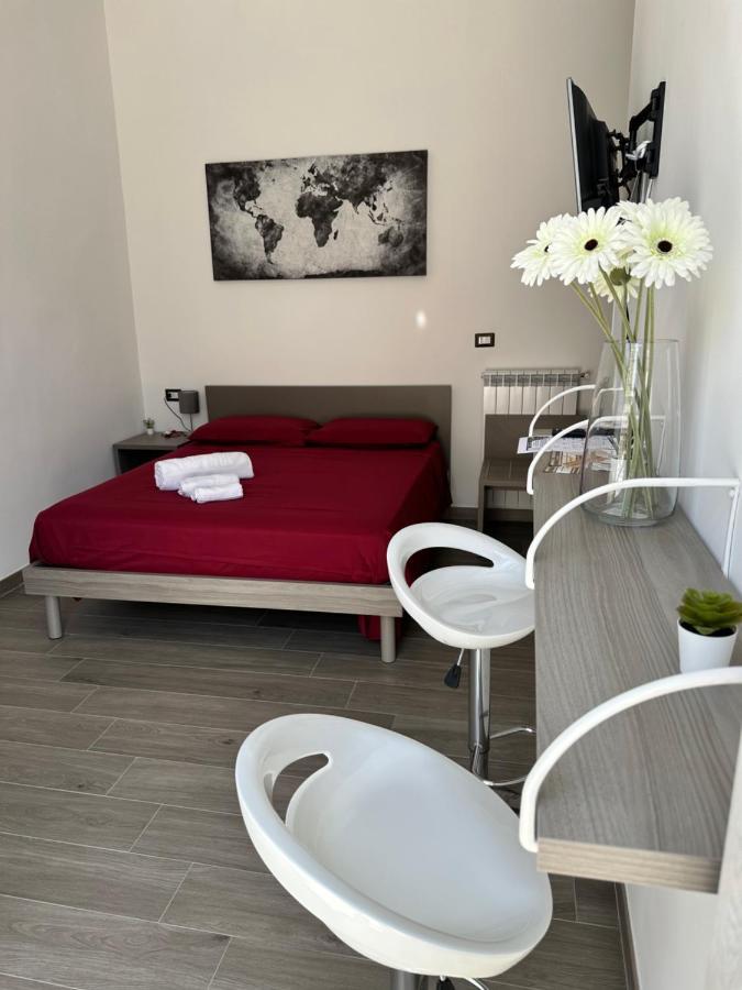 Di Vaio'S Apartments Наполи Екстериор снимка