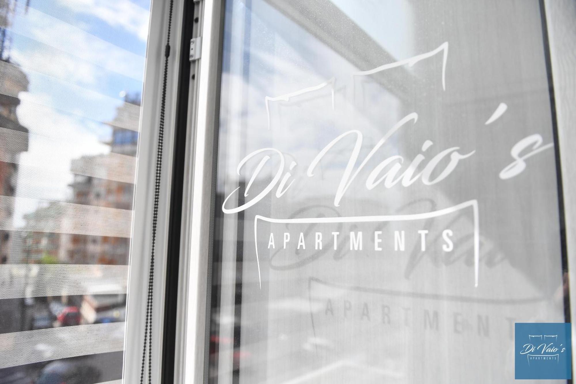 Di Vaio'S Apartments Наполи Екстериор снимка